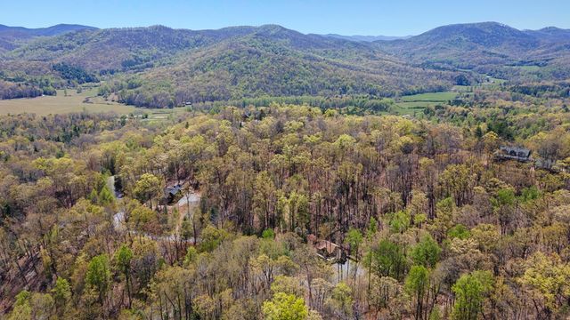 455 Shepherds Walk, Morganton, GA 30560