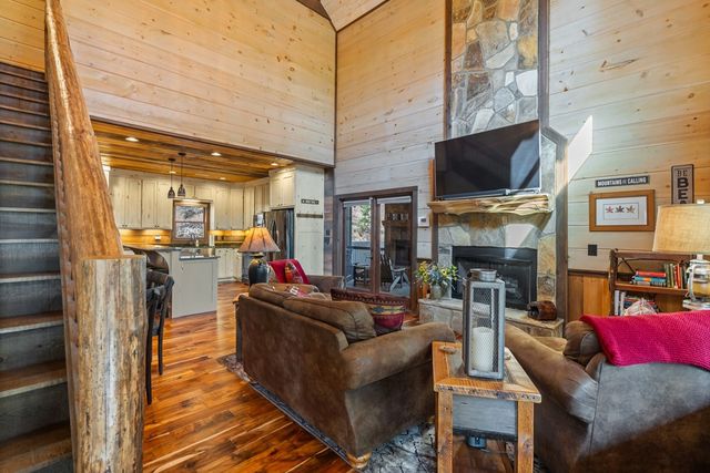 455 Shepherds Walk, Morganton, GA 30560