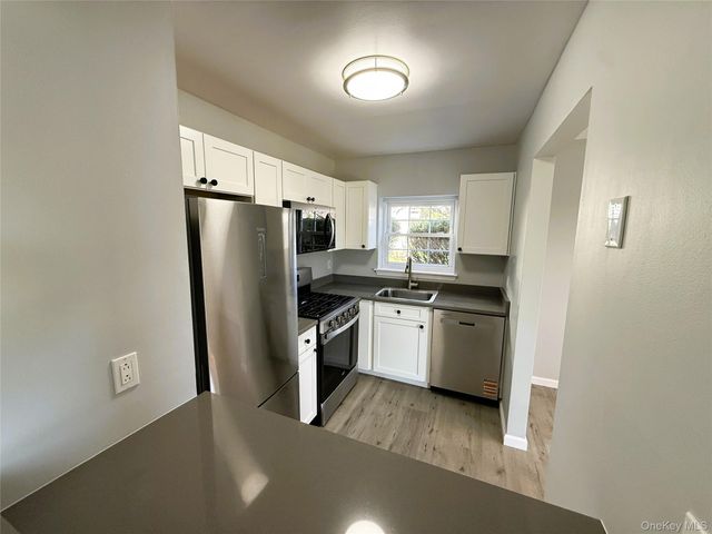 25 Lexington Hill 8, Harriman, NY 10926