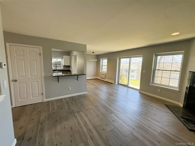 25 Lexington Hill 8, Harriman, NY 10926