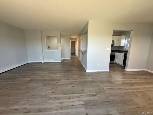 25 Lexington Hill 8, Harriman, NY 10926