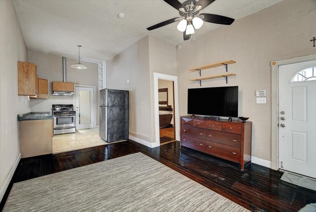 515 Bishop Street, Houston, TX 77009