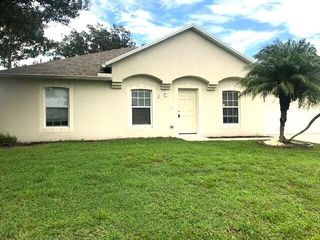 513 SW Ester Avenue, Port St Lucie, FL 34983