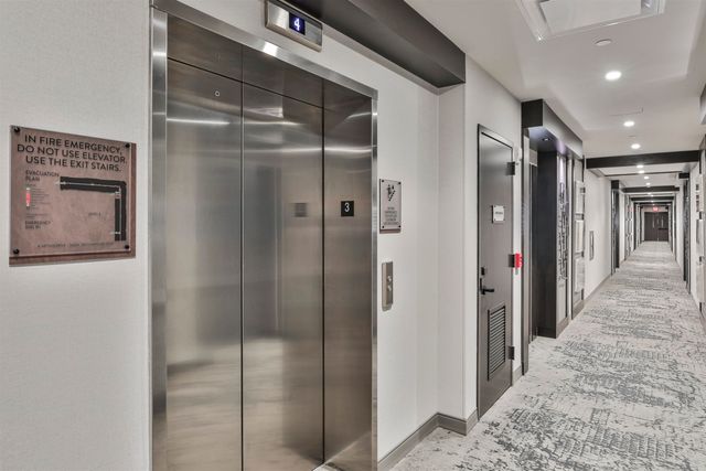 18 Artisan Dr Unit 307, Salem, NH 03079