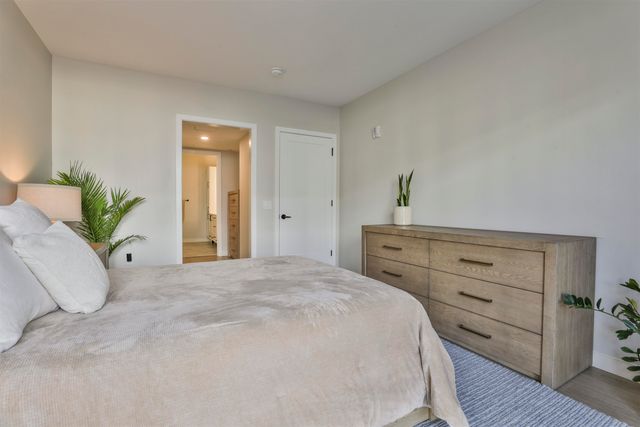 18 Artisan Dr Unit 307, Salem, NH 03079