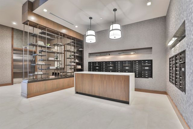 18 Artisan Dr Unit 307, Salem, NH 03079