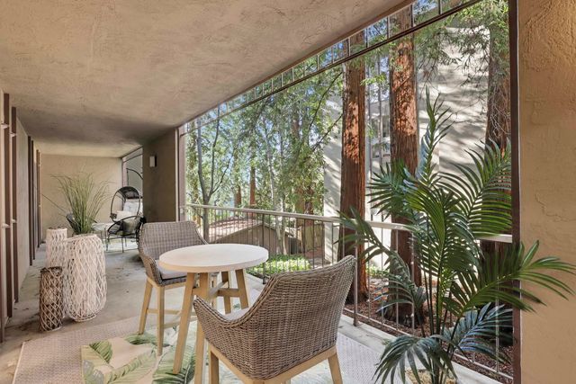 323 Monte Vista Ave 107, Oakland, CA 94611