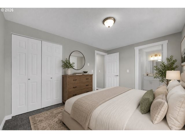 326 38TH Pl, Springfield, OR 97478
