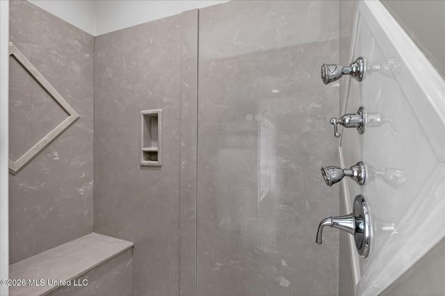 6610 Alakoko Court, Diamondhead, MS 39525