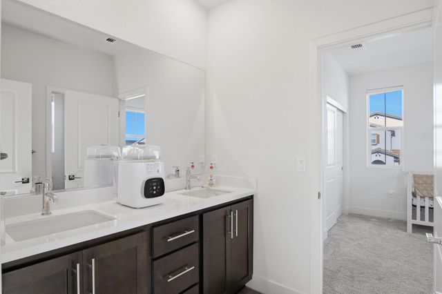 1888 Italia Way, Tracy, CA 95377