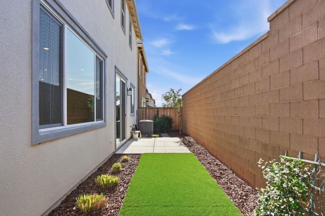 1888 Italia Way, Tracy, CA 95377
