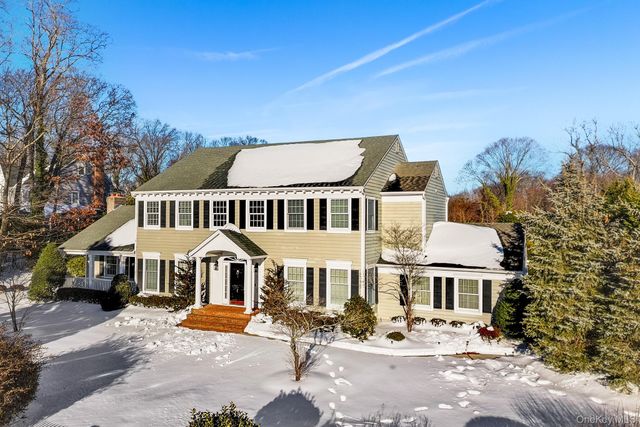 3 Ada Lane, Setauket, NY 11733