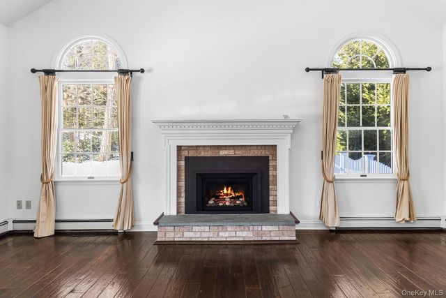 3 Ada Lane, Setauket, NY 11733