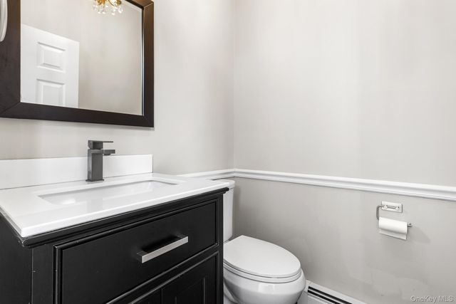 3 Ada Lane, Setauket, NY 11733