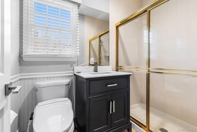 3 Ada Lane, Setauket, NY 11733