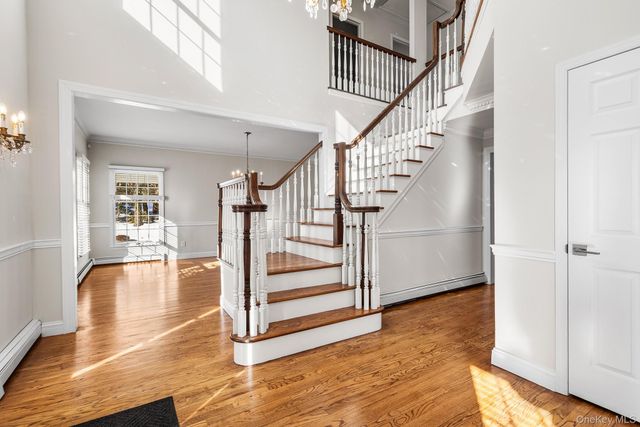 3 Ada Lane, Setauket, NY 11733