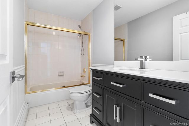 3 Ada Lane, Setauket, NY 11733