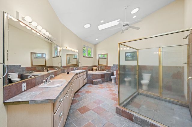 155 Uwala Rd, Hana, HI 96713