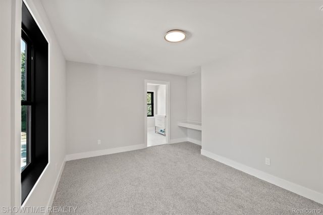 334 Romeo Road, Rochester, MI 48307