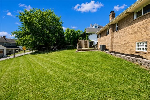 436 Chartiers Ave, Canonsburg, PA 15317