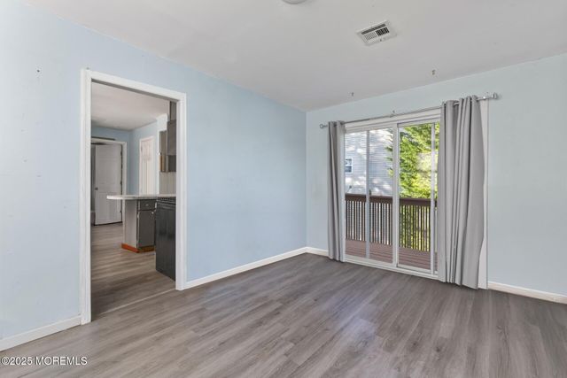 250 Brookside Avenue, Laurence Harbor, NJ 08879