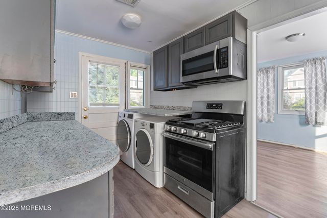 250 Brookside Avenue, Laurence Harbor, NJ 08879