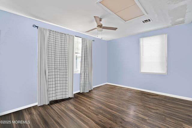 250 Brookside Avenue, Laurence Harbor, NJ 08879