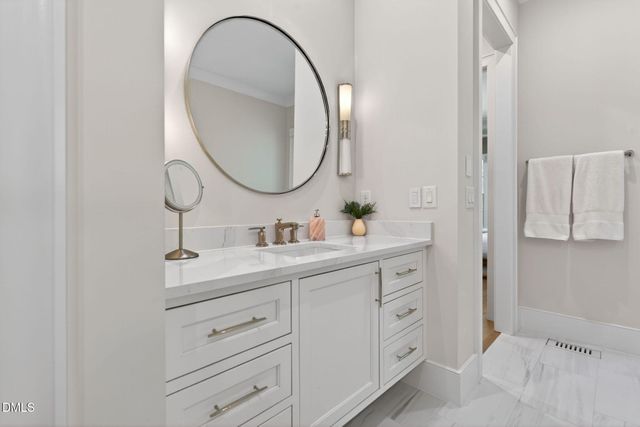 824 Journeys Rest Lane, Apex, NC 27523