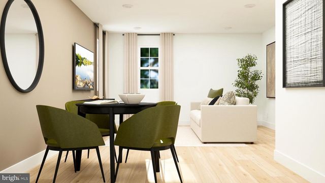 8 RED BARN LN, Bordentown, NJ 08505