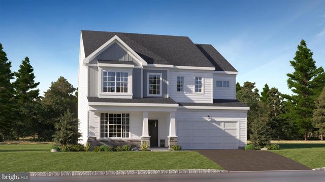 8 RED BARN LN, Bordentown, NJ 08505