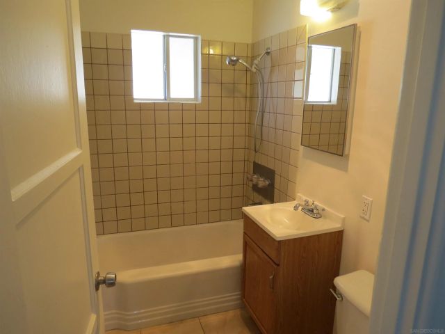 1737-41 Glencoe Dr, Lemon Grove, CA 91945