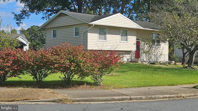 8001 HAMMOND ST, Alexandria, VA 22309