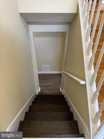 8001 HAMMOND ST, Alexandria, VA 22309