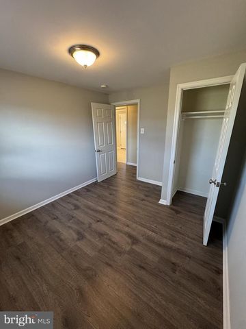 8001 HAMMOND ST, Alexandria, VA 22309