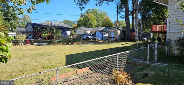 8001 HAMMOND ST, Alexandria, VA 22309