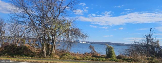 8001 HAMMOND ST, Alexandria, VA 22309