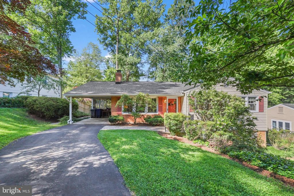 1113 CAMERON RD, Alexandria, VA 22308