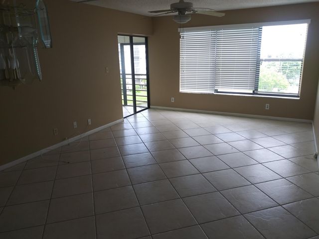 2309 S Cypress Bend Drive S 714c, Pompano Beach, FL 33069