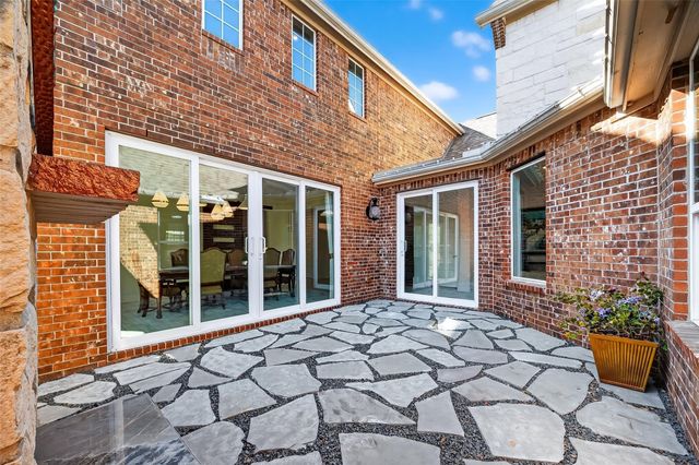 51 Scepter Ridge, Sugar Land, TX 77498