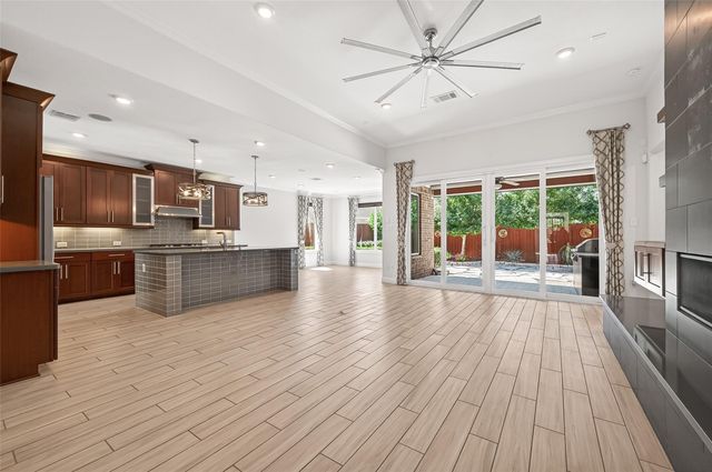 51 Scepter Ridge, Sugar Land, TX 77498