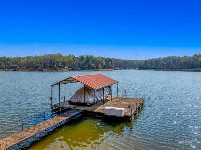 997 Rue Fleur de Lis, Lavonia, GA 30553