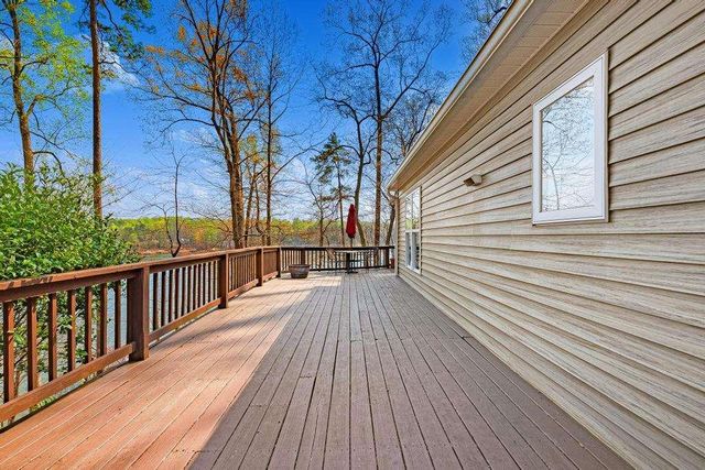 997 Rue Fleur de Lis, Lavonia, GA 30553