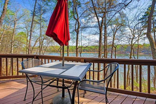 997 Rue Fleur de Lis, Lavonia, GA 30553