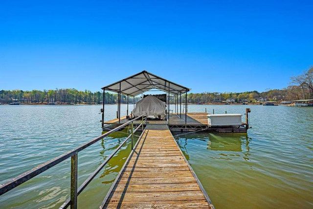 997 Rue Fleur de Lis, Lavonia, GA 30553