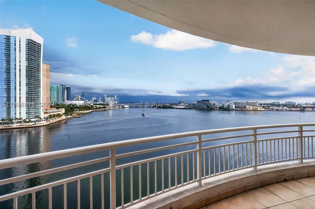 848 Brickell Key Dr 1104, Miami, FL 33131
