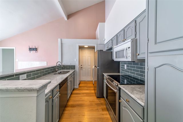 6344 Winton Street, Dallas, TX 75214