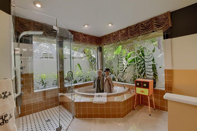 5896 NW 23rd Way, Boca Raton, FL 33496