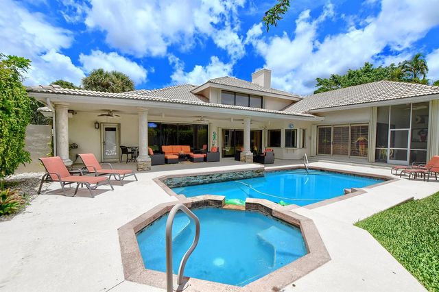 5896 NW 23rd Way, Boca Raton, FL 33496