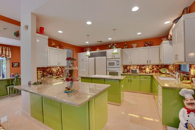 5896 NW 23rd Way, Boca Raton, FL 33496