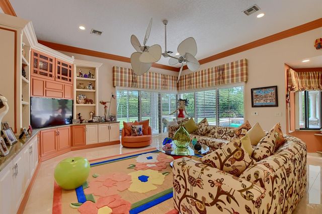 5896 NW 23rd Way, Boca Raton, FL 33496